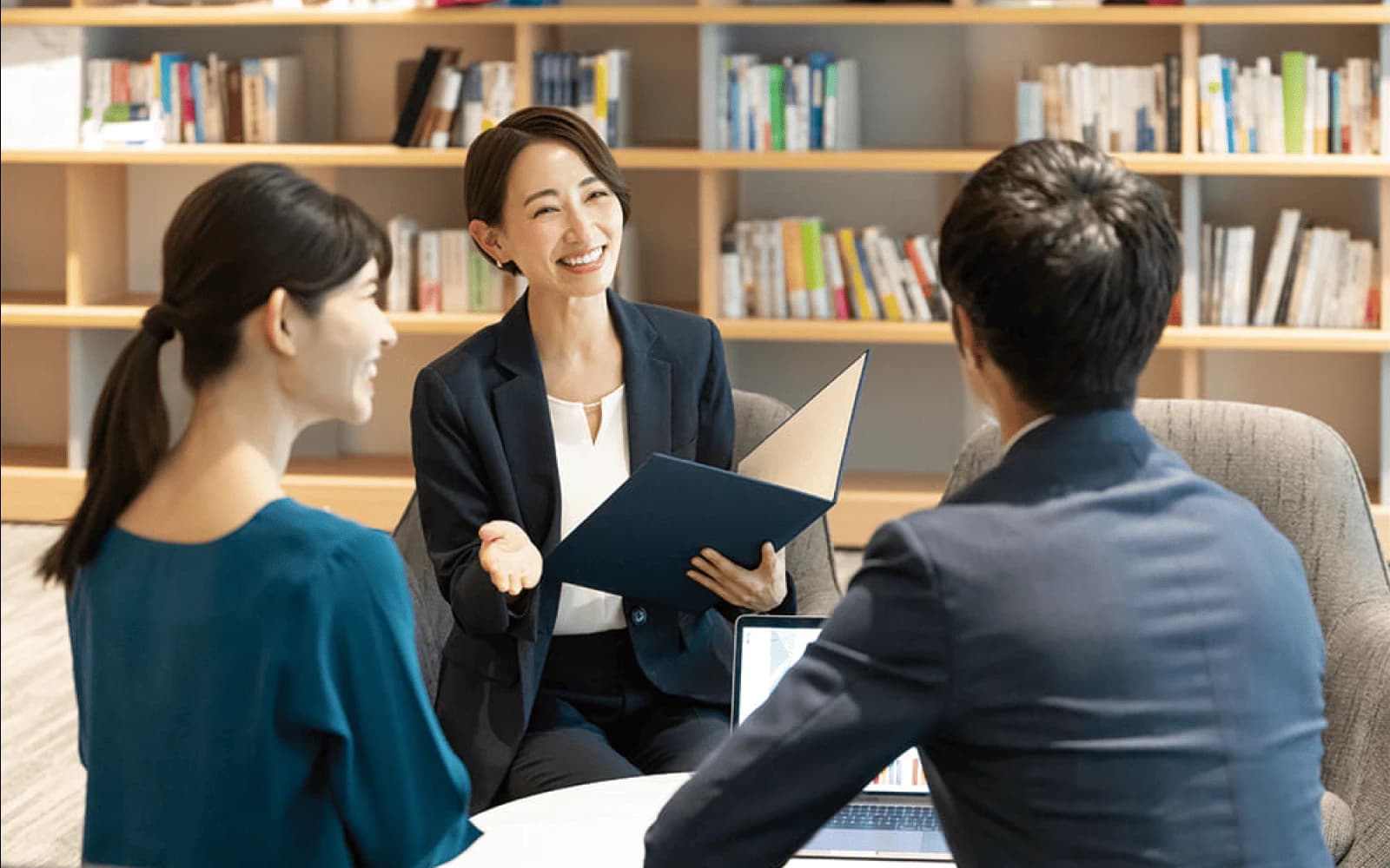 災害対策本部 /
査定オペレーション室